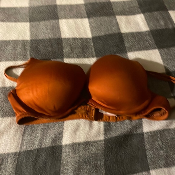 Bra - Picture 1 of 1